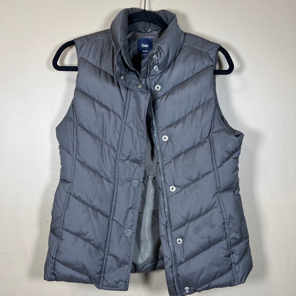 Gap Women Gray Puffer Vest‎ Chevron Quilted Sleeveless Jacket Small